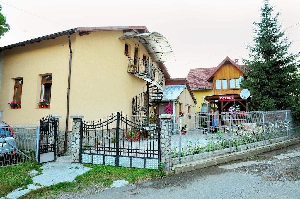 Casa Maria Gura Humorului Exterior foto
