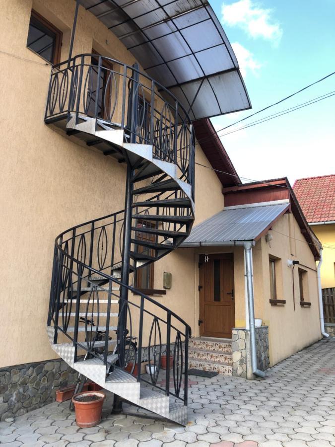 Casa Maria Gura Humorului Exterior foto